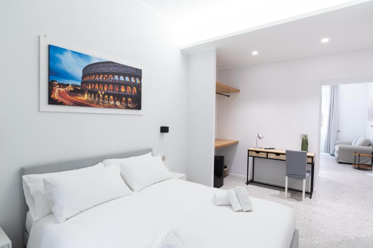 White Home Suite And Rooms Rome Bagian luar foto