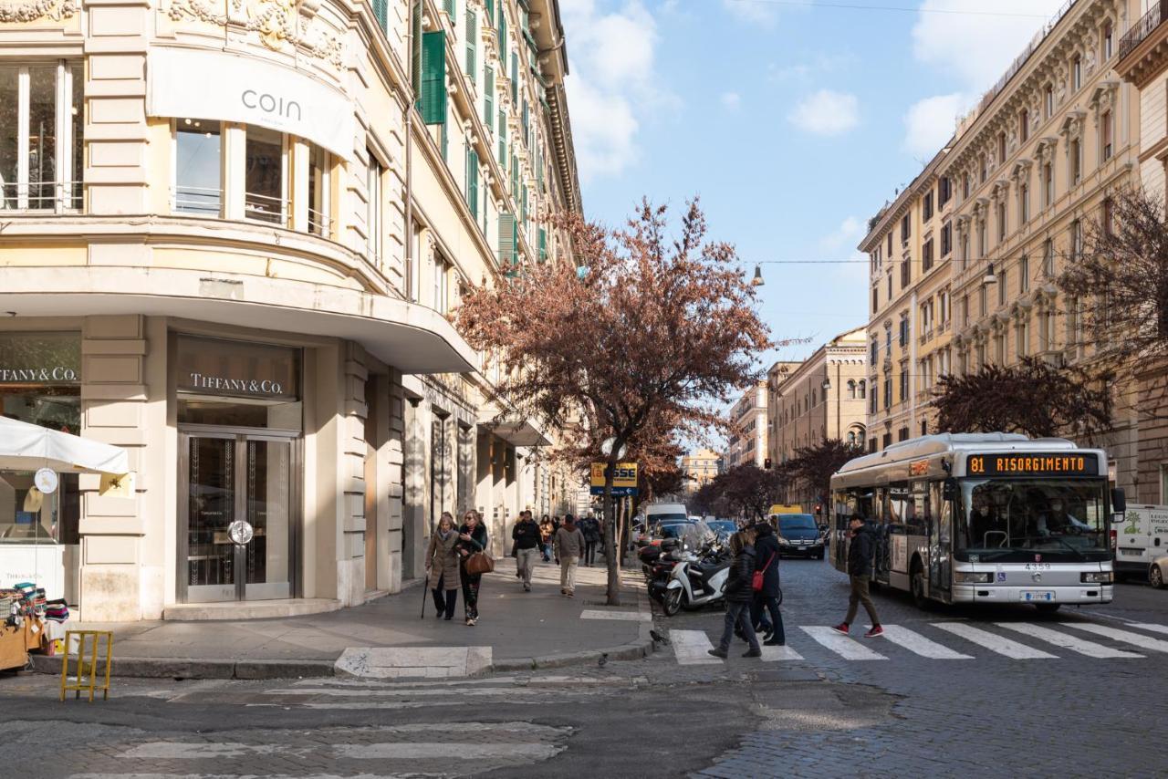 White Home Suite And Rooms Rome Bagian luar foto